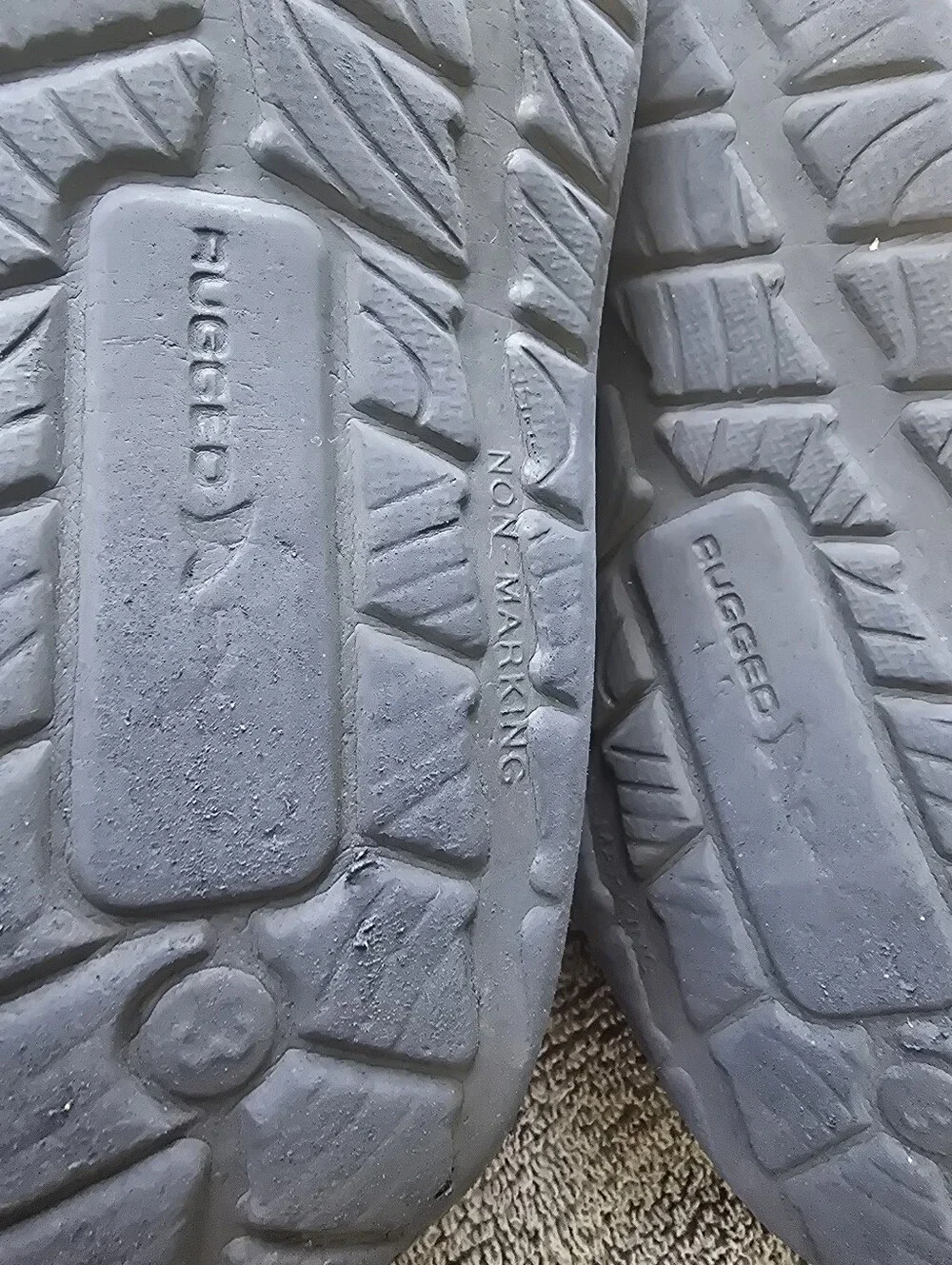 Child Size 3 Blue Foam Clog Crocs Lightweight Comfort Rugged Shark Shoes EUC